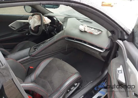 2021 Chevrolet Corvette Stingray Rwd 3Lt z USA, uszkodzony, nr VIN 1G1YC2D47M5125016